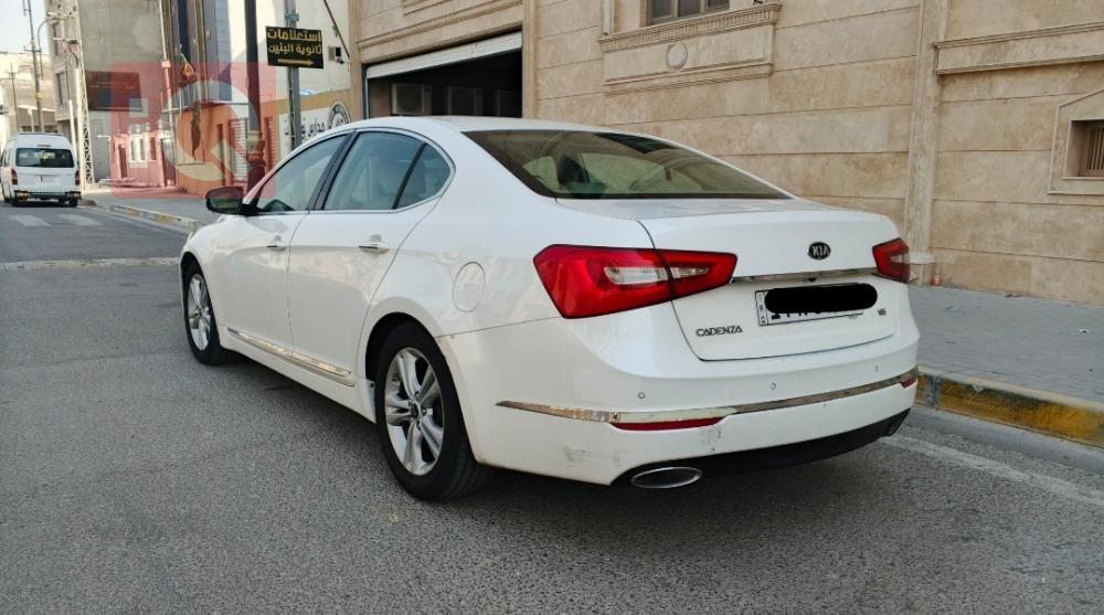 Kia Cadenza